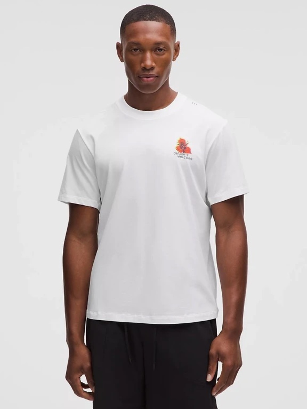 lululemon athletica ‘Zeroed In’ White Short-Sleeve Graphic Crew - Men’s X-LARGE